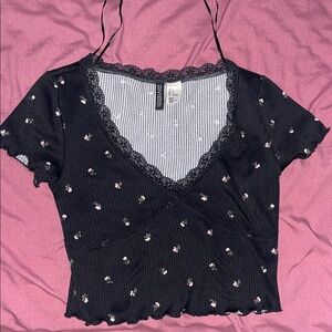 H&M Black Floral Lace Crop Top